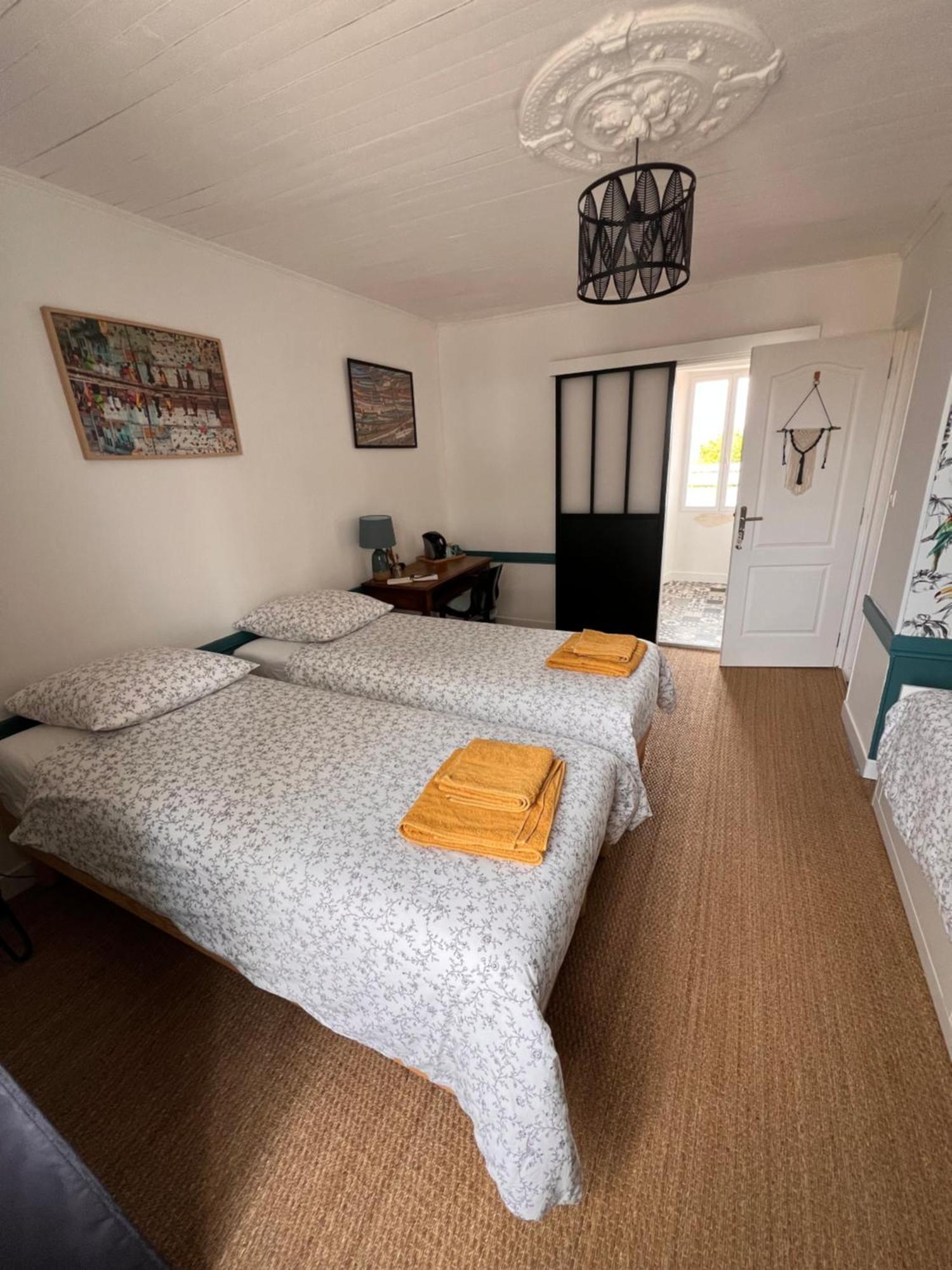 Bien Et Toit Bed & Breakfast Montredon  Exterior photo