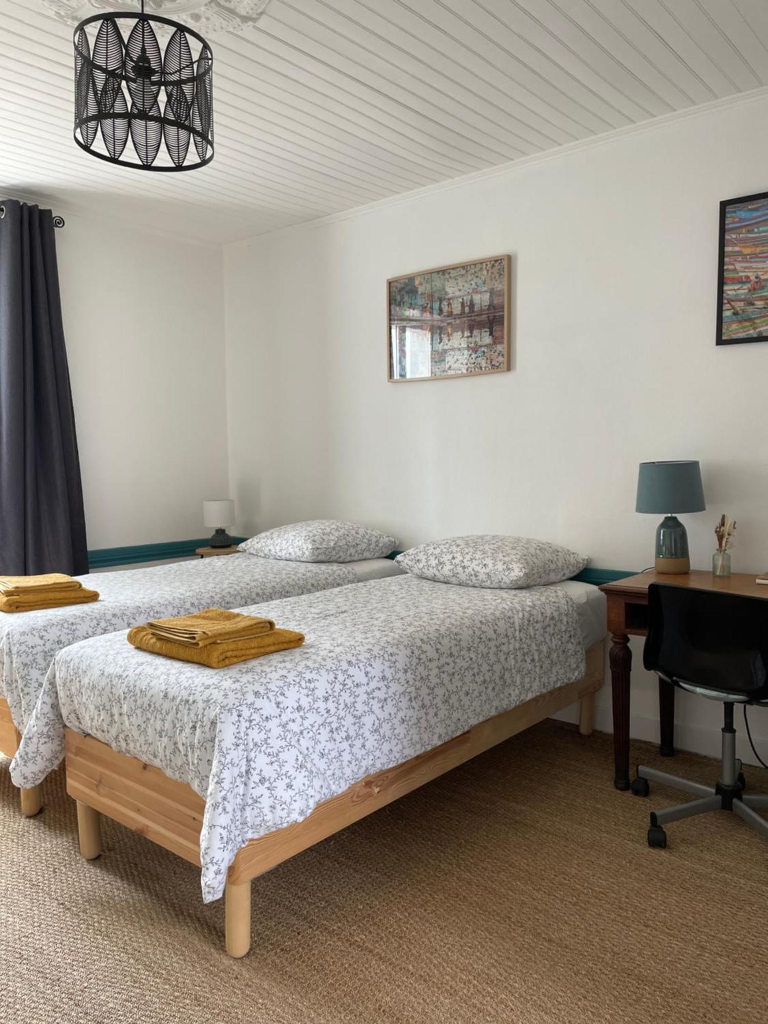 Bien Et Toit Bed & Breakfast Montredon  Exterior photo