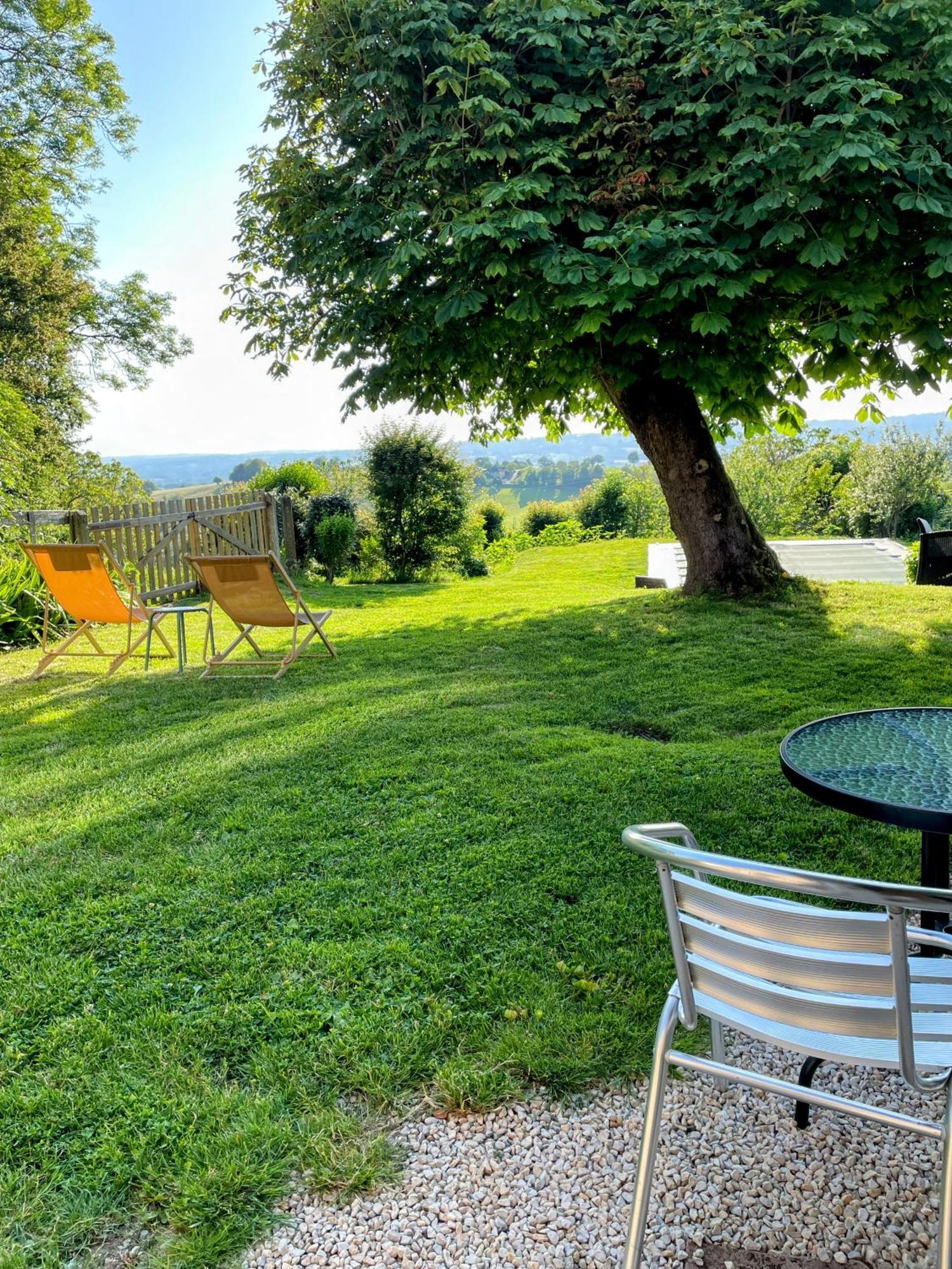 Bien Et Toit Bed & Breakfast Montredon  Exterior photo